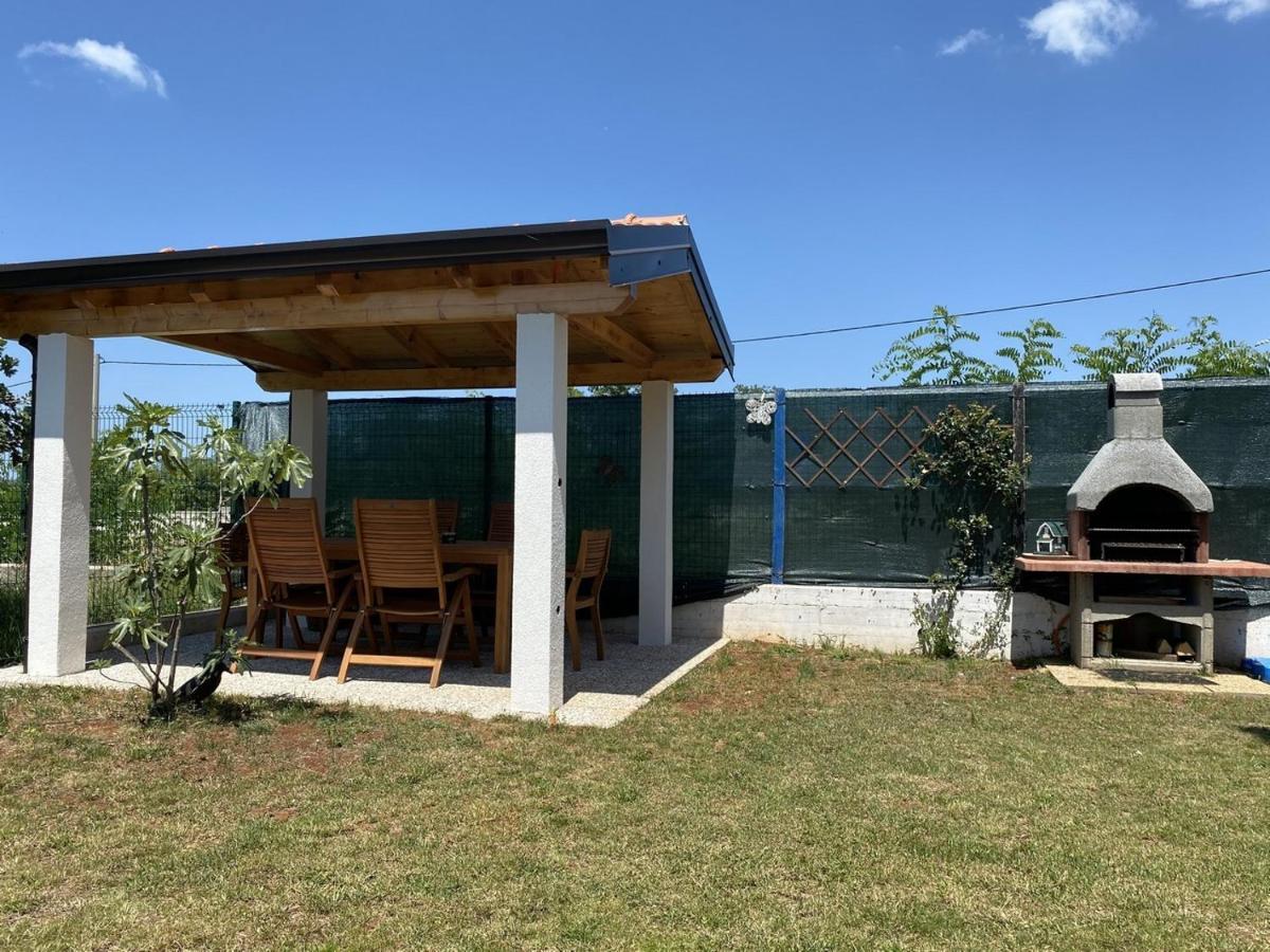 Lavanda House With Apartments Буйе Экстерьер фото